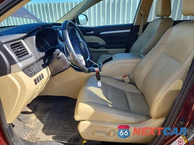 Zdjęcie 7 z 13 samochodu: 2018 TOYOTA HIGHLANDER XLE VIN:5TDJZRFH2JS851520 - miniatura