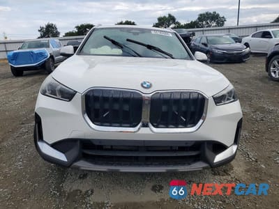 Piąte zdjęcie samochodu w środku: 2023 BMW X1 XDRIVE28I VIN:WBX73EF0XP5Y21522 - miniatura