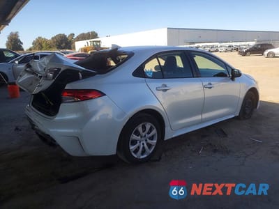 Trzecie zdjęcie samochodu z tyłu: 2023 TOYOTA COROLLA HYBRID LE VIN:JTDBCMFE7PJ010586 - miniatura