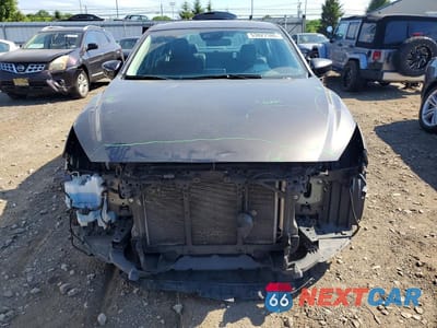 Piąte zdjęcie samochodu w środku: 2018 MAZDA 3 GRAND TOURING VIN:3MZBN1W30JM164247 - miniatura