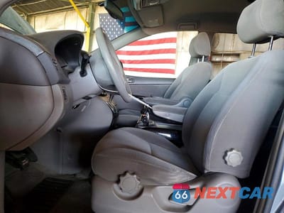 Zdjęcie 7 z 13 samochodu: 2004 TOYOTA SIENNA LE 7 PASSENGER VIN:5TDZA23C14S130409 - miniatura