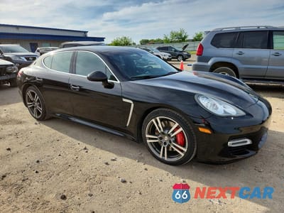Czwarte zdjęcie samochodu z boku: 2011 PORSCHE PANAMERA TURBO VIN:WP0AC2A77BL090347 - miniatura