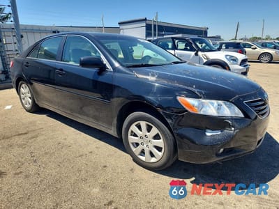 Czwarte zdjęcie samochodu z boku: 2007 TOYOTA CAMRY XLE V6 VIN:4T1BK46K97U518741 - miniatura