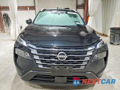 Piąte zdjęcie samochodu w środku: 2025 NISSAN ROGUE SV VIN:JN8BT3BB0SW429322 - miniatura