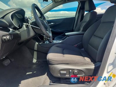 Zdjęcie 7 z 12 samochodu: 2025 CHEVROLET MALIBU LT VIN:1G1ZD5ST1SF155892 - miniatura
