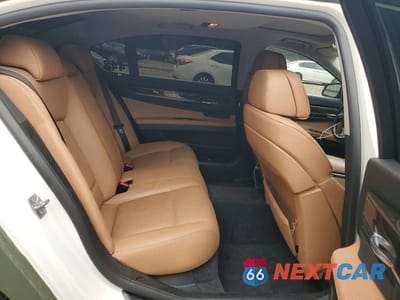 Zdjęcie 10 z 13 samochodu: 2012 BMW 740 LI VIN:WBAKB4C55CC576300 - miniatura