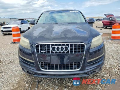 Piąte zdjęcie samochodu w środku: 2012 AUDI Q7 PRESTIGE VIN:WA1VMAFEXCD005300 - miniatura