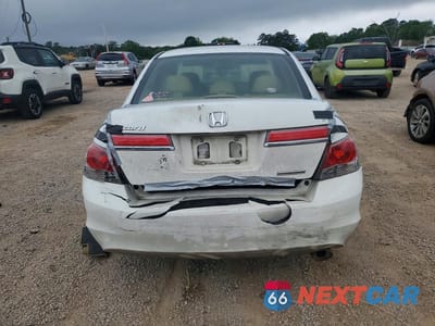 Zdjęcie 6 z 12 samochodu: 2011 HONDA ACCORD SE VIN:1HGCP2F61BA111719 - miniatura