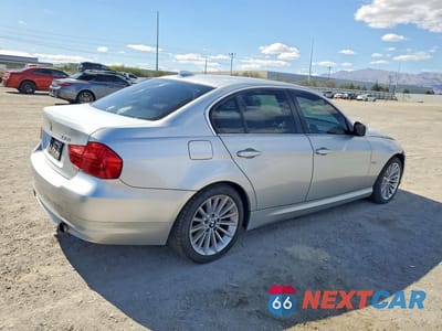 Trzecie zdjęcie samochodu z tyłu: 2011 BMW 335 I VIN:WBAPM5C56BE577593 - miniatura