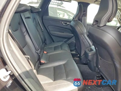 Zdjęcie 10 z 12 samochodu: 2025 VOLVO XC60 CORE VIN:YV4M12RJ1S1216102 - miniatura