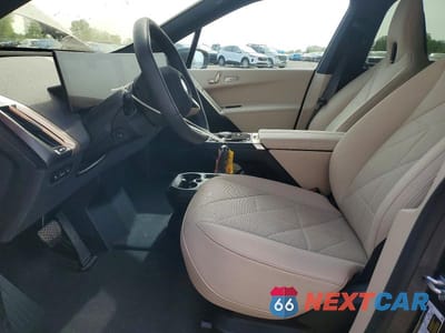 Zdjęcie 7 z 14 samochodu: 2024 BMW IX XDRIVE50 VIN:WB523CF08RCR09278 - miniatura