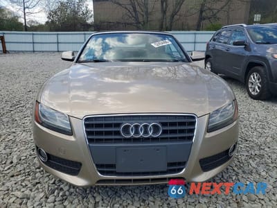 Piąte zdjęcie samochodu w środku: 2011 AUDI A5 VIN:WAULFAFH3BN004464 - miniatura