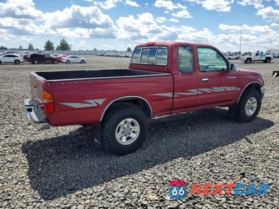 Trzecie zdjęcie samochodu z tyłu: 1996 TOYOTA TACOMA XTRACAB SR5 VIN:4TAWN74N3TZ104990 - miniatura
