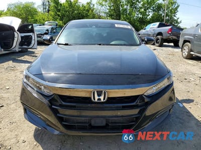 Piąte zdjęcie samochodu w środku: 2018 HONDA ACCORD SPORT VIN:1HGCV1F38JA133382 - miniatura