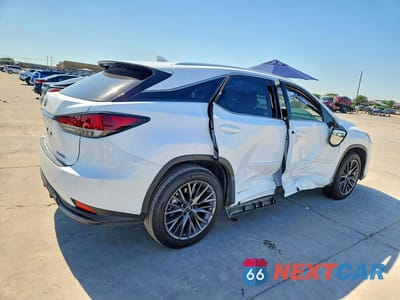 Trzecie zdjęcie samochodu z tyłu: 2022 LEXUS RX 450H F SPORT VIN:2T2YGMDA2NC072271 - miniatura