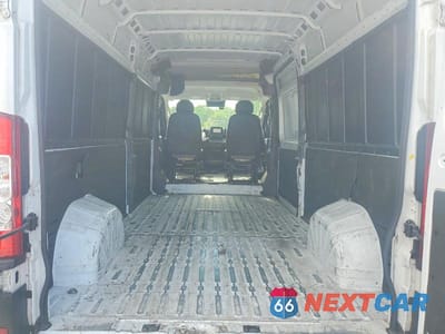 Zdjęcie 10 z 14 samochodu: 2023 RAM PROMASTER 2500 2500 HIGH VIN:3C6LRVDG1PE560867 - miniatura