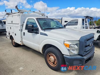 Czwarte zdjęcie samochodu z boku: 2013 FORD F350 SUPER DUTY VIN:1FDRF3A62DEB92374 - miniatura