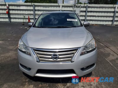 Piąte zdjęcie samochodu w środku: 2014 NISSAN SENTRA S VIN:3N1AB7AP3EY261786 - miniatura