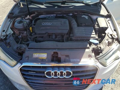 Zdjęcie 11 z 12 samochodu: 2015 AUDI A3 PREMIUM VIN:WAUBFGFF8F1045957 - miniatura