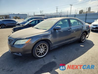 2007 TOYOTA CAMRY XLE 4T1BE46KX7U622341 - główne zdjęcie licytacji z USA - miniatura