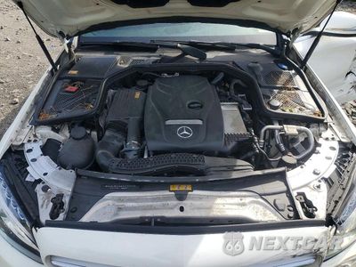 Zdjęcie 11 z 12 samochodu: 2015 MERCEDES-BENZ C 300 4MATIC VIN:55SWF4KBXFU087462 - miniatura