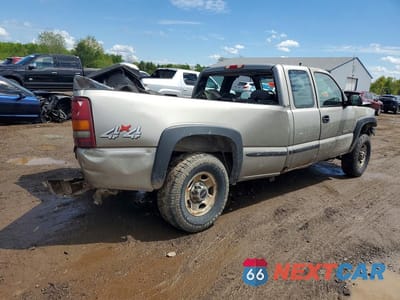 Trzecie zdjęcie samochodu z tyłu: 2001 GMC SIERRA K2500 HEAVY DUTY VIN:1GTHK29U61E299996 - miniatura