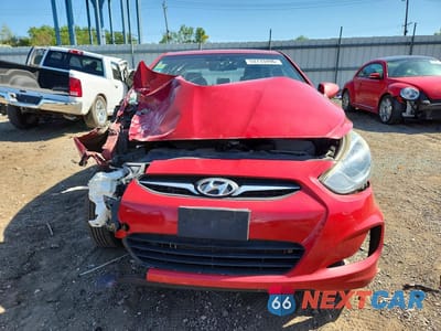 Piąte zdjęcie samochodu w środku: 2012 HYUNDAI ACCENT GLS VIN:KMHCT4AE0CU100744 - miniatura