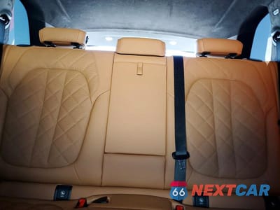 Zdjęcie 10 z 14 samochodu: 2026 BMW X5 XDRIVE50E VIN:5UX43EU03T9317351 - miniatura