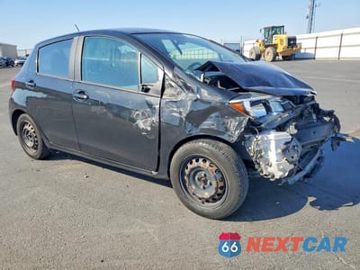 Czwarte zdjęcie samochodu z boku: 2015 TOYOTA YARIS 5-DOOR L VIN:VNKKTUD33FA047724 - miniatura