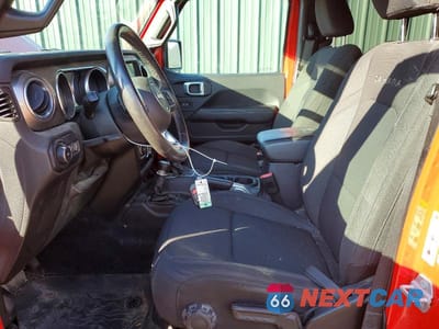 Zdjęcie 7 z 12 samochodu: 2018 JEEP WRANGLER UNLIMITED SAHARA VIN:1C4HJXEN7JW199639 - miniatura