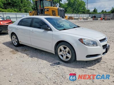 Czwarte zdjęcie samochodu z boku: 2012 CHEVROLET MALIBU LS VIN:1G1ZA5EU8CF386898 - miniatura