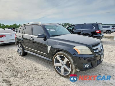 Czwarte zdjęcie samochodu z boku: 2010 MERCEDES-BENZ GLK 350 VIN:WDCGG5GB5AF412390 - miniatura