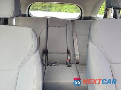 Zdjęcie 10 z 13 samochodu: 2017 KIA SORENTO L VIN:5XYPG4A38HG238100 - miniatura
