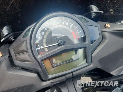 Zdjęcie 7 z 9 samochodu: 2013 KAWASAKI EX650 E VIN:JKAEXEE18DDA09329 - miniatura