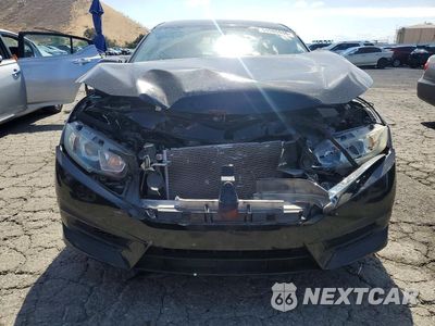 Piąte zdjęcie samochodu w środku: 2017 HONDA CIVIC LX VIN:2HGFC2F53HH524378 - miniatura