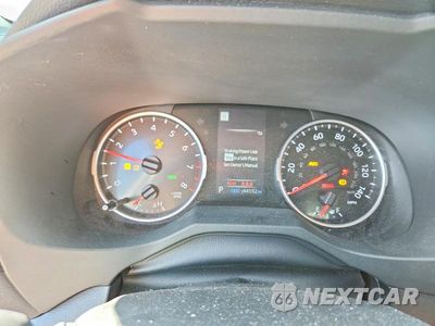 Zdjęcie 9 z 12 samochodu: 2019 TOYOTA RAV4 LE VIN:2T3K1RFVXKC019460 - miniatura