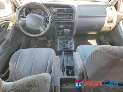 Zdjęcie 8 z 13 samochodu: 2002 SUZUKI GRAND VITARA XL7 LIMITED VIN:JS3TY92V824107166 - miniatura