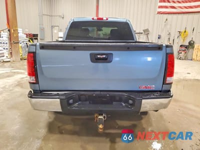 Zdjęcie 6 z 12 samochodu: 2010 GMC SIERRA K1500 SL VIN:3GTRKUEA6AG167177 - miniatura
