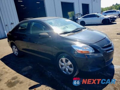 Czwarte zdjęcie samochodu z boku: 2008 TOYOTA YARIS BASE VIN:JTDBT923184020290 - miniatura