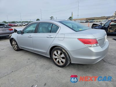 Drugie zdjęcie samochodu z przodu: 2010 HONDA ACCORD EXL VIN:1HGCP2F8XAA125621 - miniatura