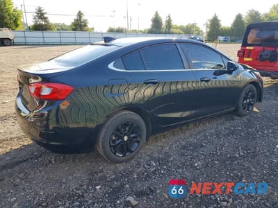 Trzecie zdjęcie samochodu z tyłu: 2019 CHEVROLET CRUZE LT VIN:1G1BE5SM4K7109720 - miniatura
