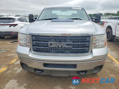Piąte zdjęcie samochodu w środku: 2013 GMC SIERRA K2500 HEAVY DUTY VIN:1GT22ZCG1DZ394240 - miniatura