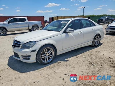 2014 MERCEDES-BENZ C 250 WDDGF4HBXER303337 - główne zdjęcie licytacji z USA - miniatura