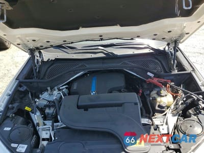 Zdjęcie 12 z 14 samochodu: 2018 BMW X5 XDR40E VIN:5UXKT0C58J0W00675 - miniatura