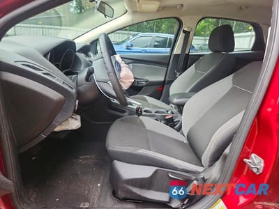 Zdjęcie 7 z 12 samochodu: 2013 FORD FOCUS SE VIN:1FADP3F27DL176397 - miniatura
