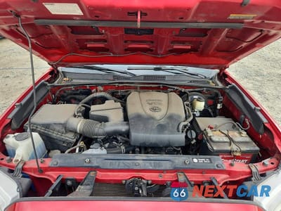 Zdjęcie 11 z 12 samochodu: 2016 TOYOTA TACOMA TRD SPORT VIN:3TMDZ5BN2GM008315 - miniatura