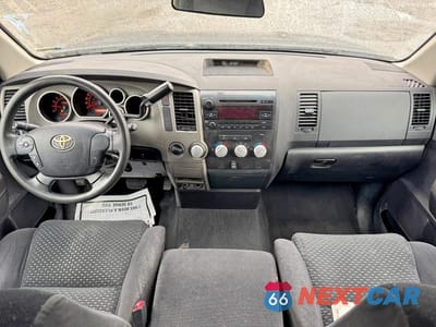 Zdjęcie 9 z 10 samochodu: 2010 TOYOTA TUNDRA DOUBLE CAB SR5 VIN:5TFUY5F13AX122884 - miniatura