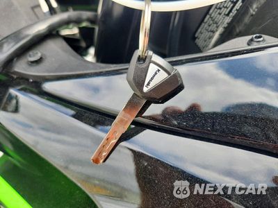 Zdjęcie 8 z 9 samochodu: 2025 KAWASAKI ZX636 K VIN:JKBZXJK11SA007511 - miniatura