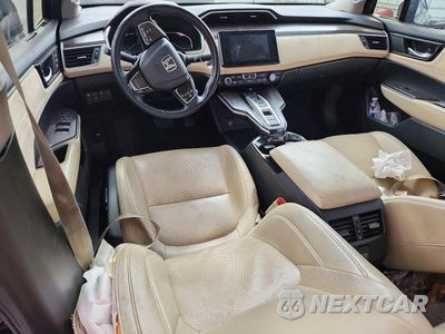 Zdjęcie 8 z 12 samochodu: 2018 HONDA CLARITY TOURING VIN:JHMZC5F37JC002520 - miniatura