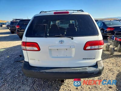Zdjęcie 6 z 12 samochodu: 2003 TOYOTA SIENNA CE VIN:4T3ZF19CX3U532025 - miniatura